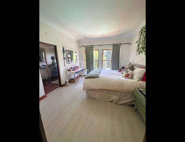 4 BEDROOM HOUSE FOR SALE IN COUNTRY LIFE PARK